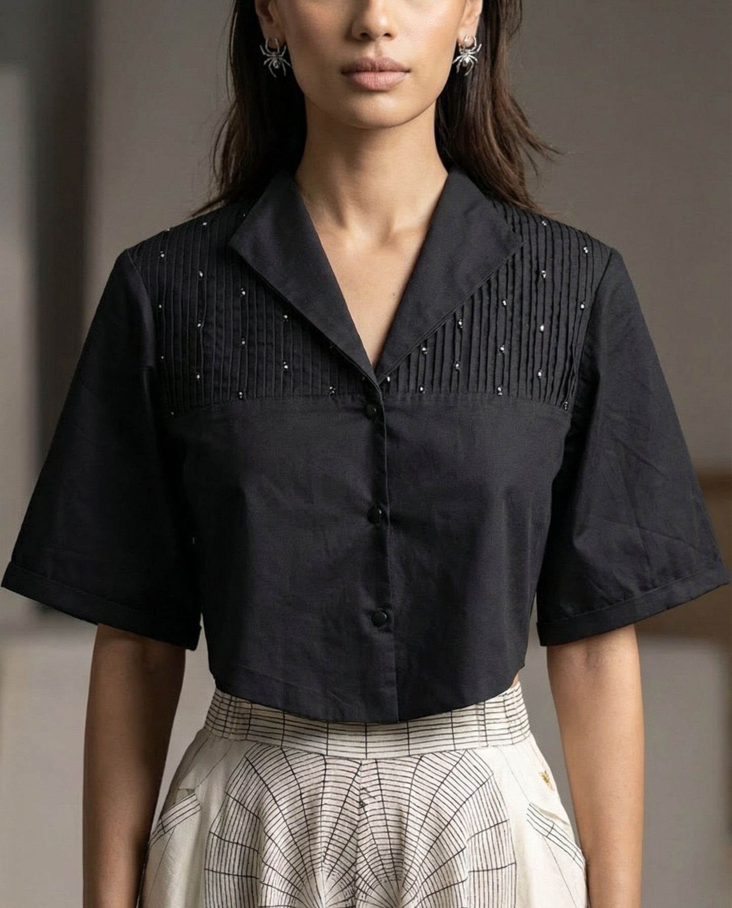 Noir Pleat Crop